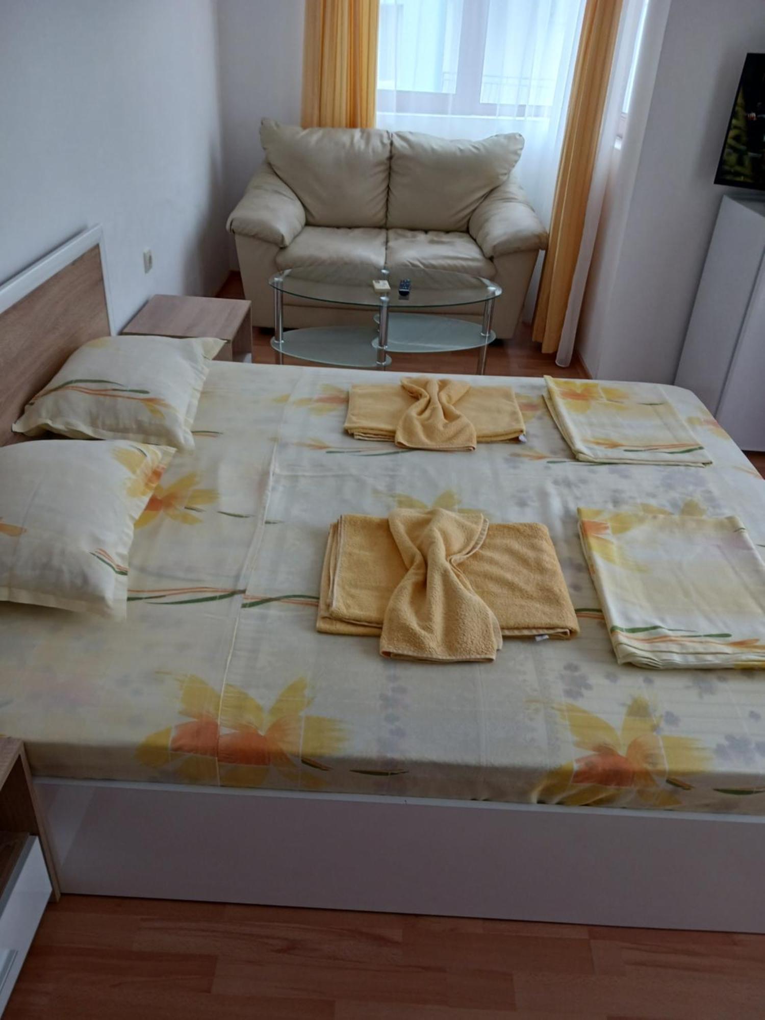 Guest House Vasilevi Nesebar Exteriör bild